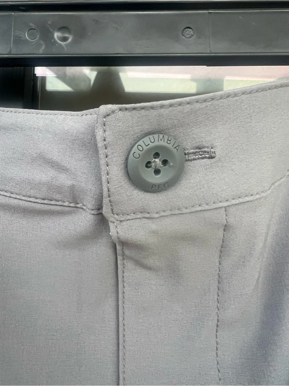 Men's Columbia PFG Gray Omni shield  Performance Fishing 10 inch Shorts size 46